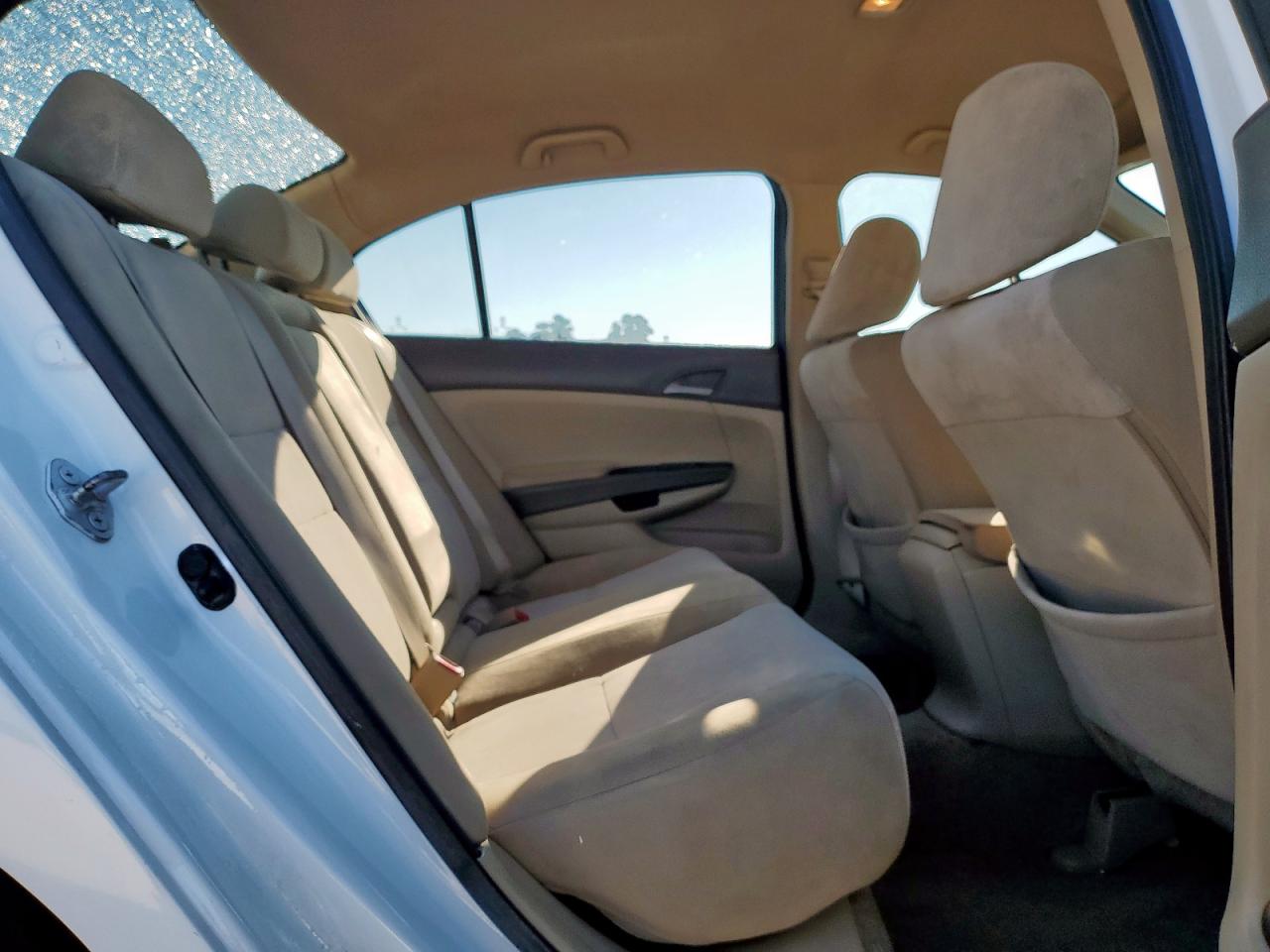 2010 Honda Accord Lxp VIN: 1HGCP2F46AA122034 Lot: 82164315