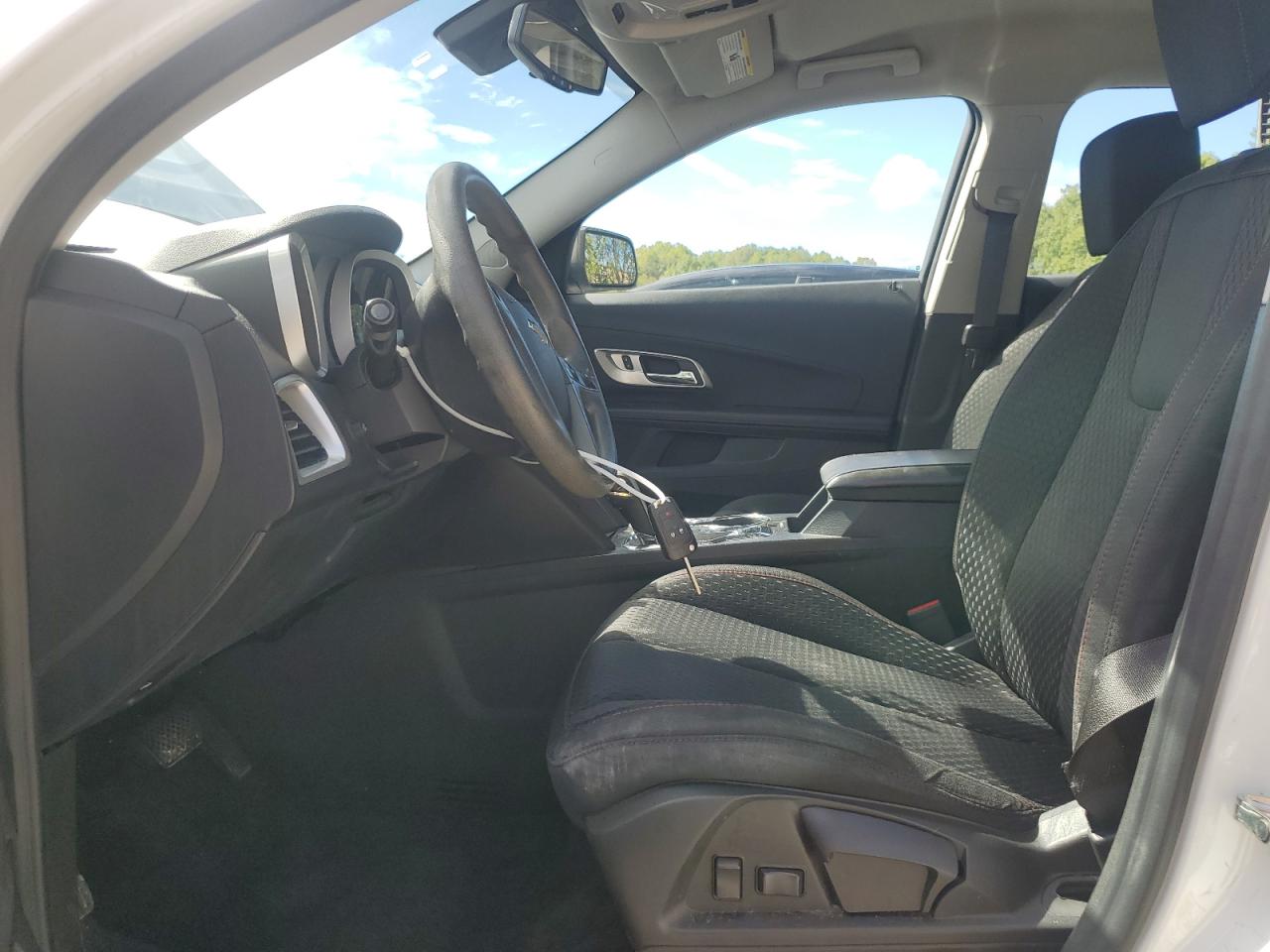 2015 Chevrolet Equinox Ls VIN: 1GNFLEEK2FZ135680 Lot: 84175625