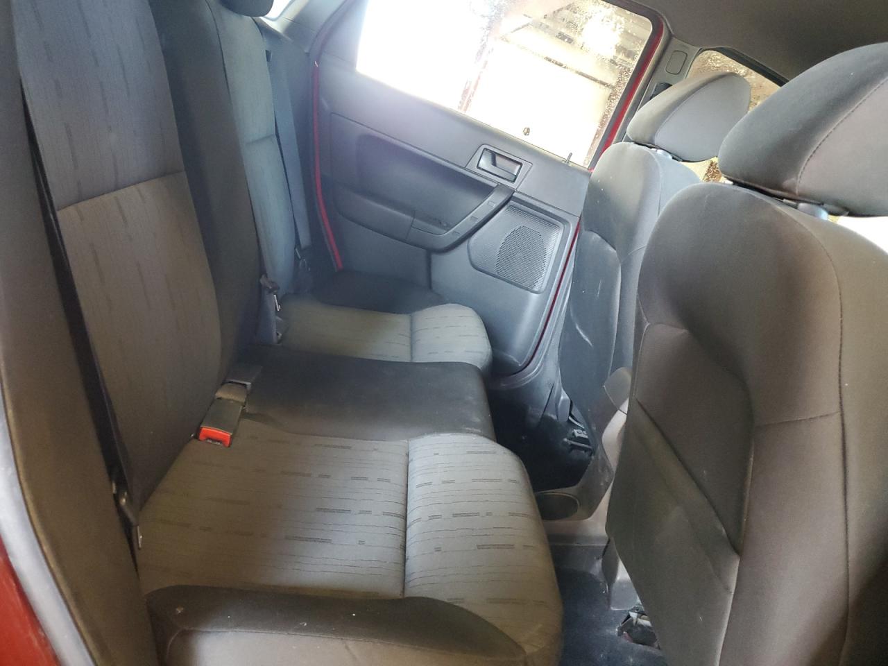 2010 Ford Focus Se VIN: 1FAHP3FN1AW169340 Lot: 81056585