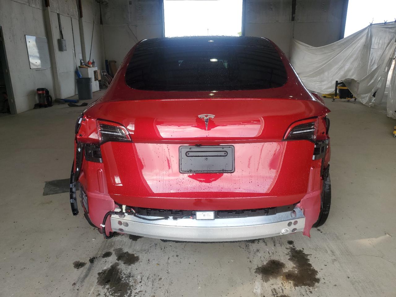 2025 Tesla Model Y VIN: 7SAYGDED5SA377316 Lot: 82024825