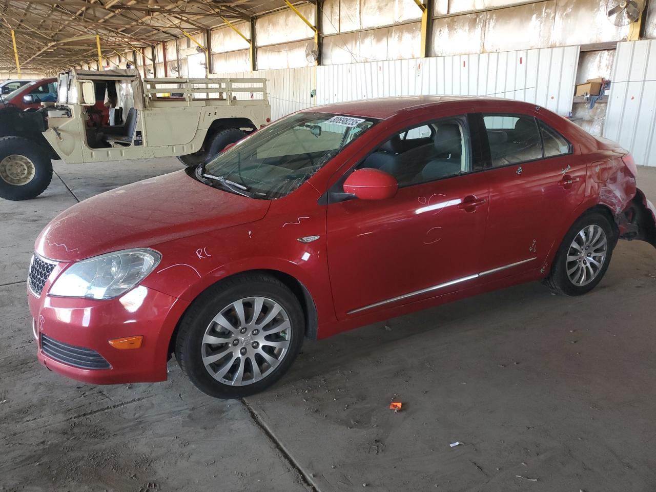 SUZUKI KIZASHI 2013. Lot# 80698235. VIN JS2RF9A36D6100423. Photo 1