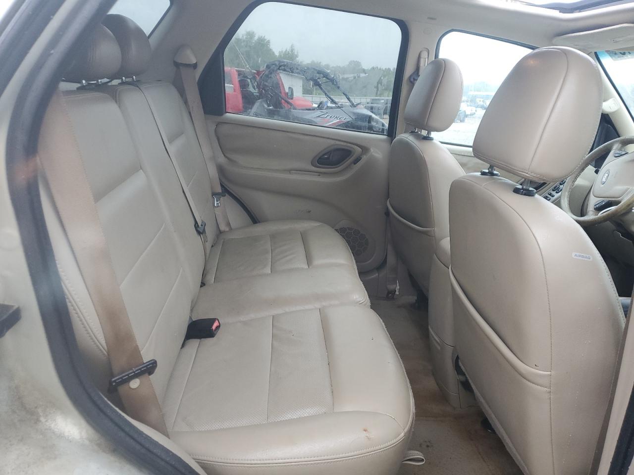 2005 Ford Escape Limited VIN: 1FMCU94165KC72701 Lot: 84200915