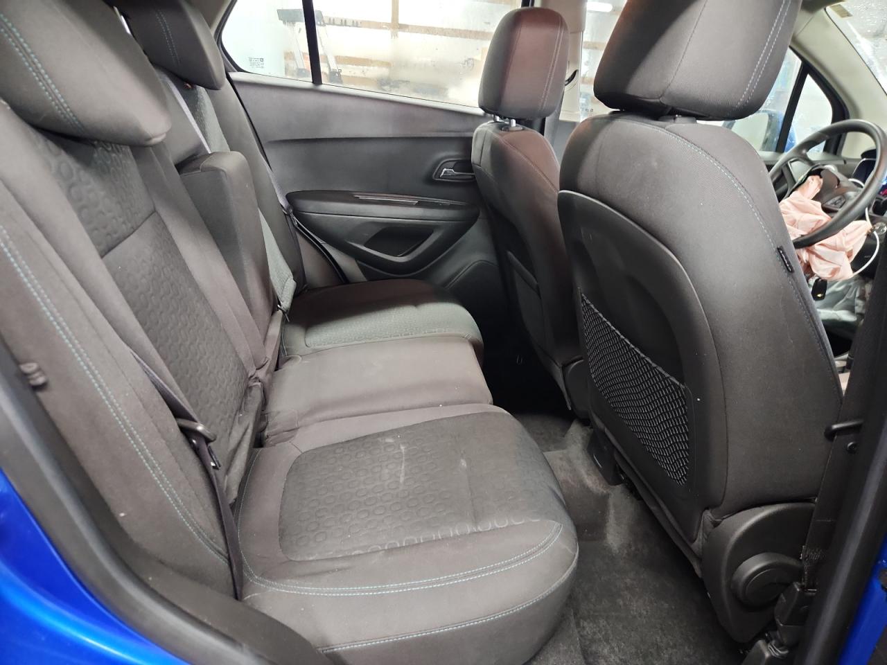 2016 Chevrolet Trax Ls VIN: KL7CJKSB3GB756471 Lot: 81248075