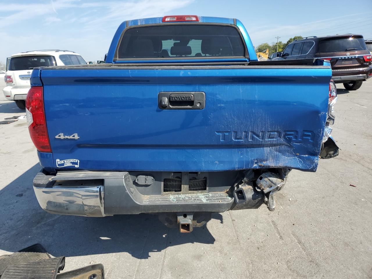 2018 Toyota Tundra Crewmax Sr5 VIN: 5TFDW5F13JX717899 Lot: 81324005