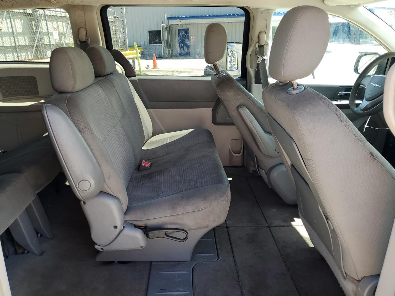 2008 Chrysler Town & Country Lx VIN: 2A8HR44H18R743471 Lot: 81241205