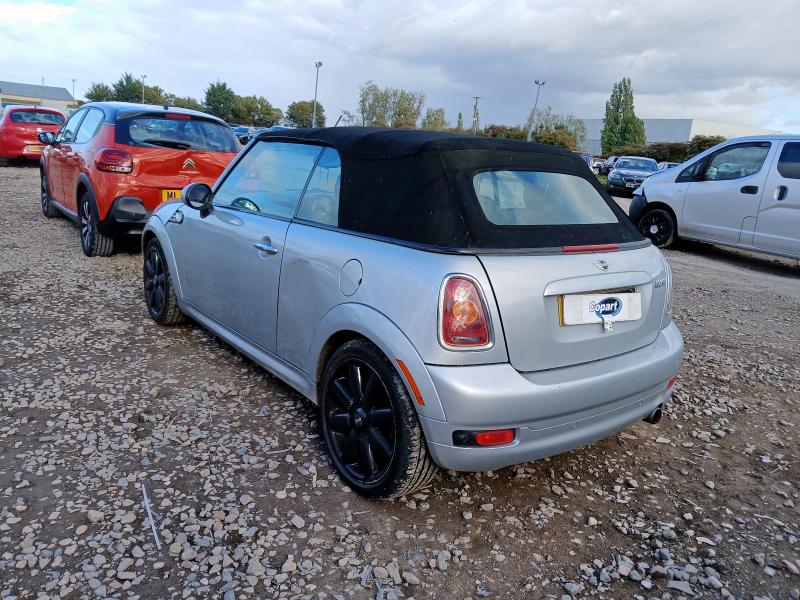 2010 MINI COOPER 