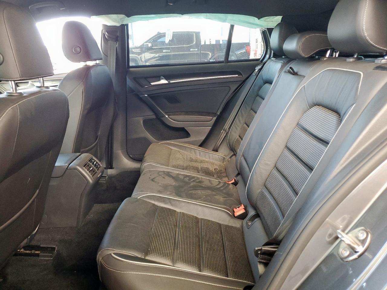 2018 Volkswagen Golf R VIN: WVWWF7AU5JW065041 Lot: 84638865