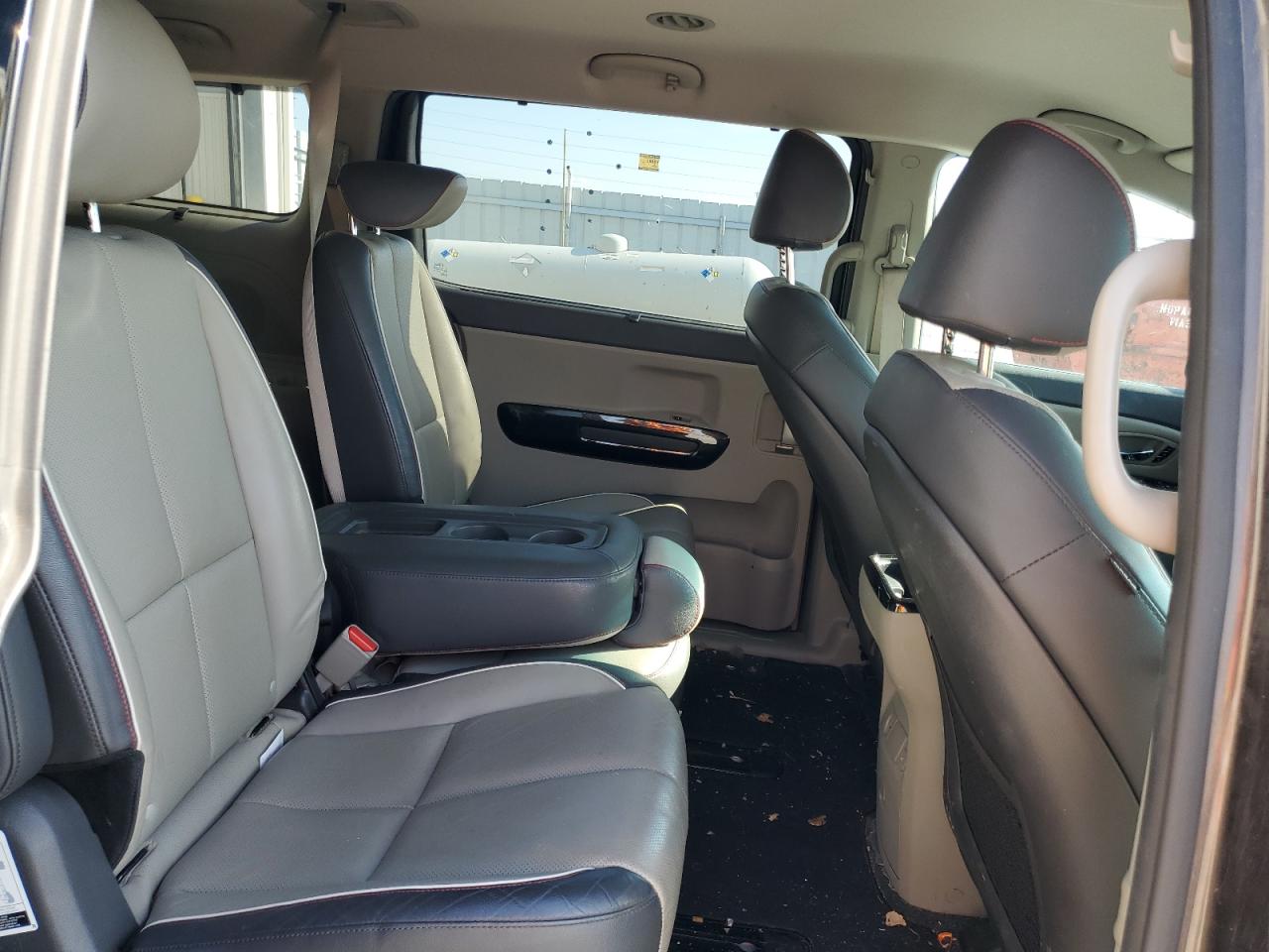 2016 Kia Sedona Ex VIN: KNDMC5C17G6121853 Lot: 70899235