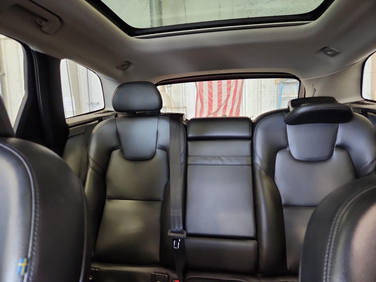 2019 Volvo Xc60 T5 VIN: LYV102RK9KB367764 Lot: 71990625