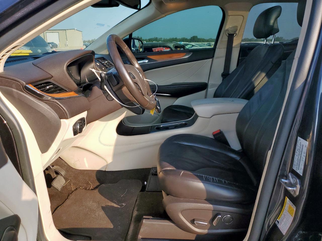 2015 Lincoln Mkc VIN: 5LMCJ1A9XFUJ45330 Lot: 81133745