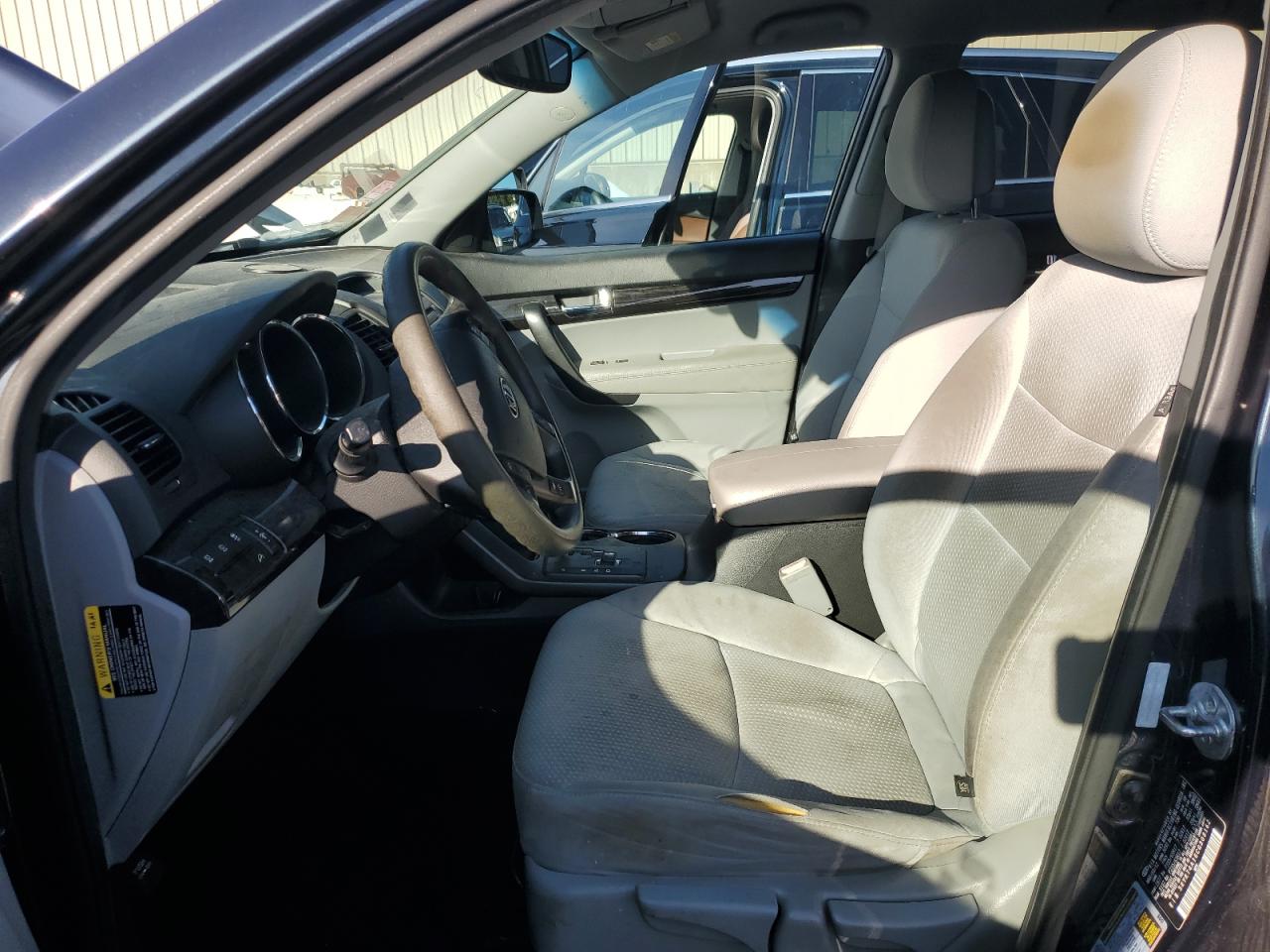 2012 Kia Sorento Base VIN: 5XYKT4A16CG309162 Lot: 83928485