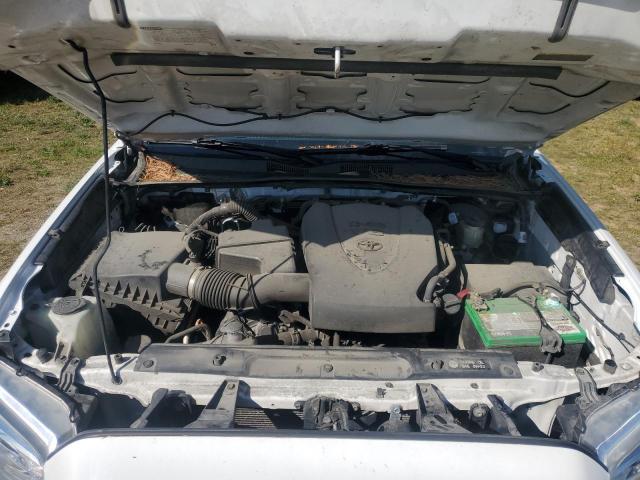 Пикапы TOYOTA TACOMA 2017 Белы