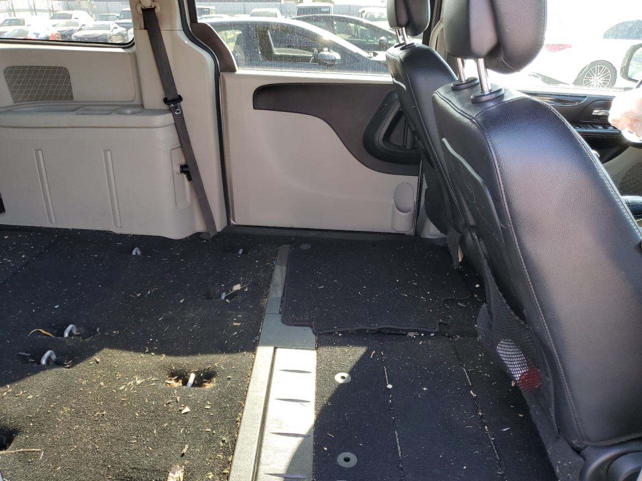 2018 Dodge Grand Caravan Sxt VIN: 2C4RDGCG3JR205431 Lot: 81589715