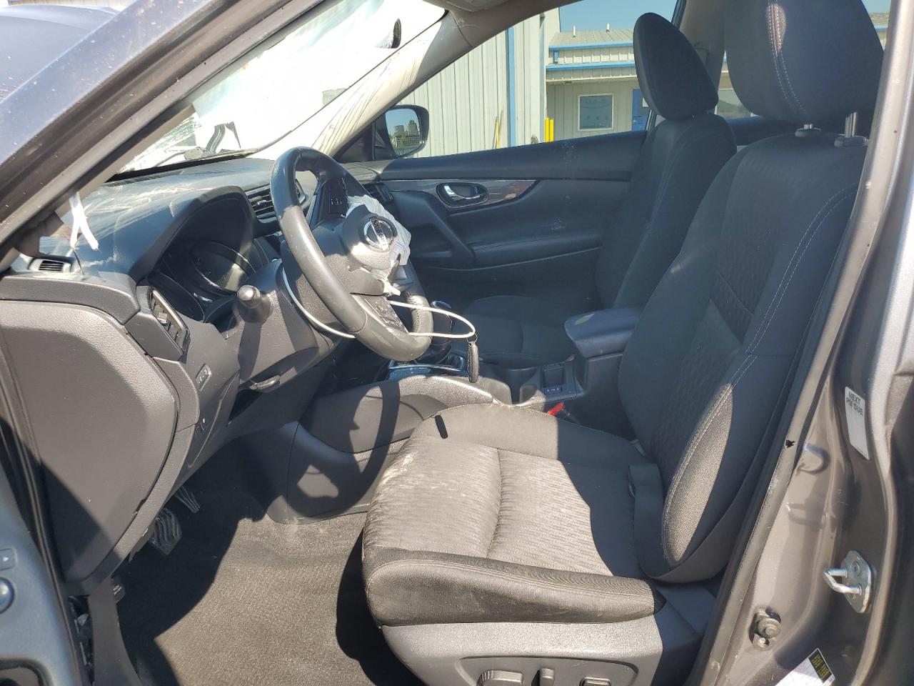 2018 Nissan Rogue S VIN: KNMAT2MT3JP588741 Lot: 81826925