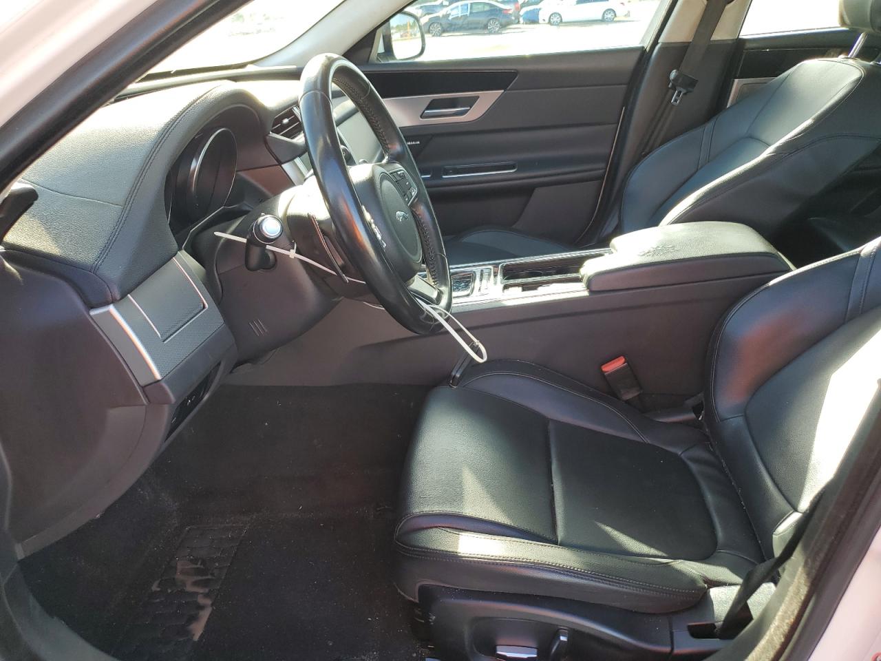 2020 Jaguar Xf Premium VIN: SAJBD4FX3LCY83282 Lot: 83803545