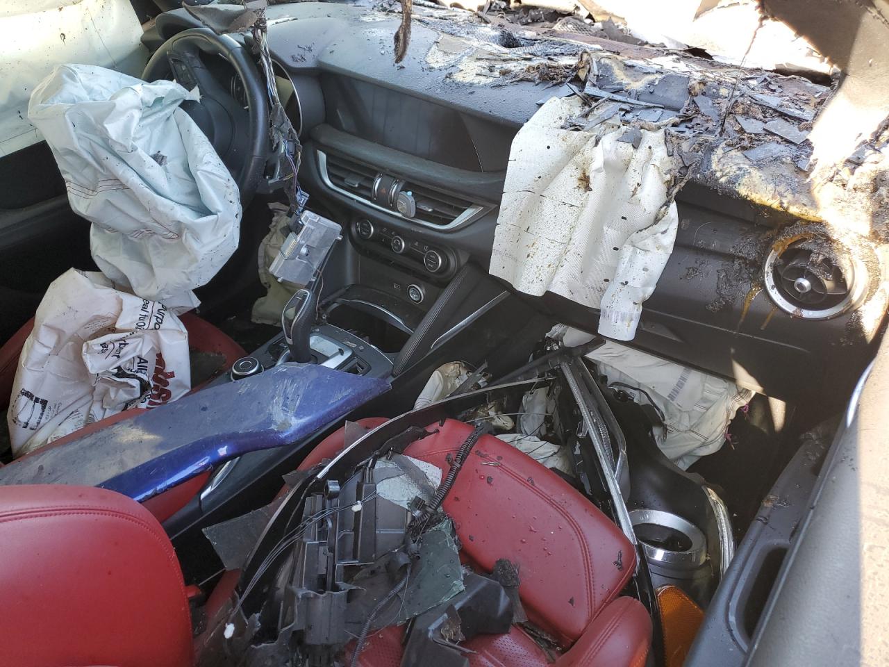 2022 Alfa Romeo Stelvio VIN: ZASPAKAN9N7D36799 Lot: 83985595