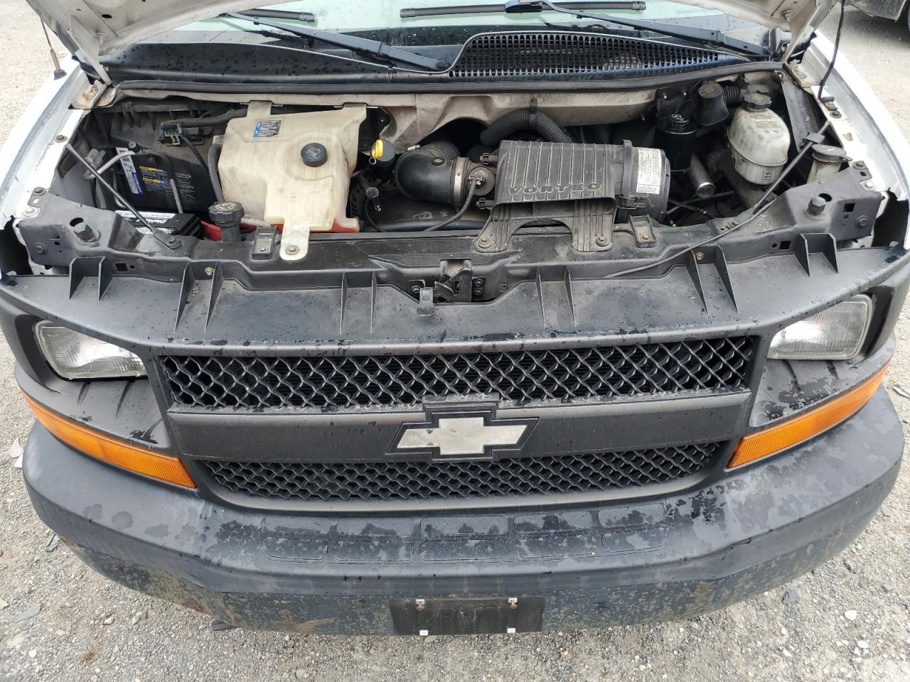 2005 Chevrolet Express G1500 VIN: 1GCFG15X951104148 Lot: 80997545