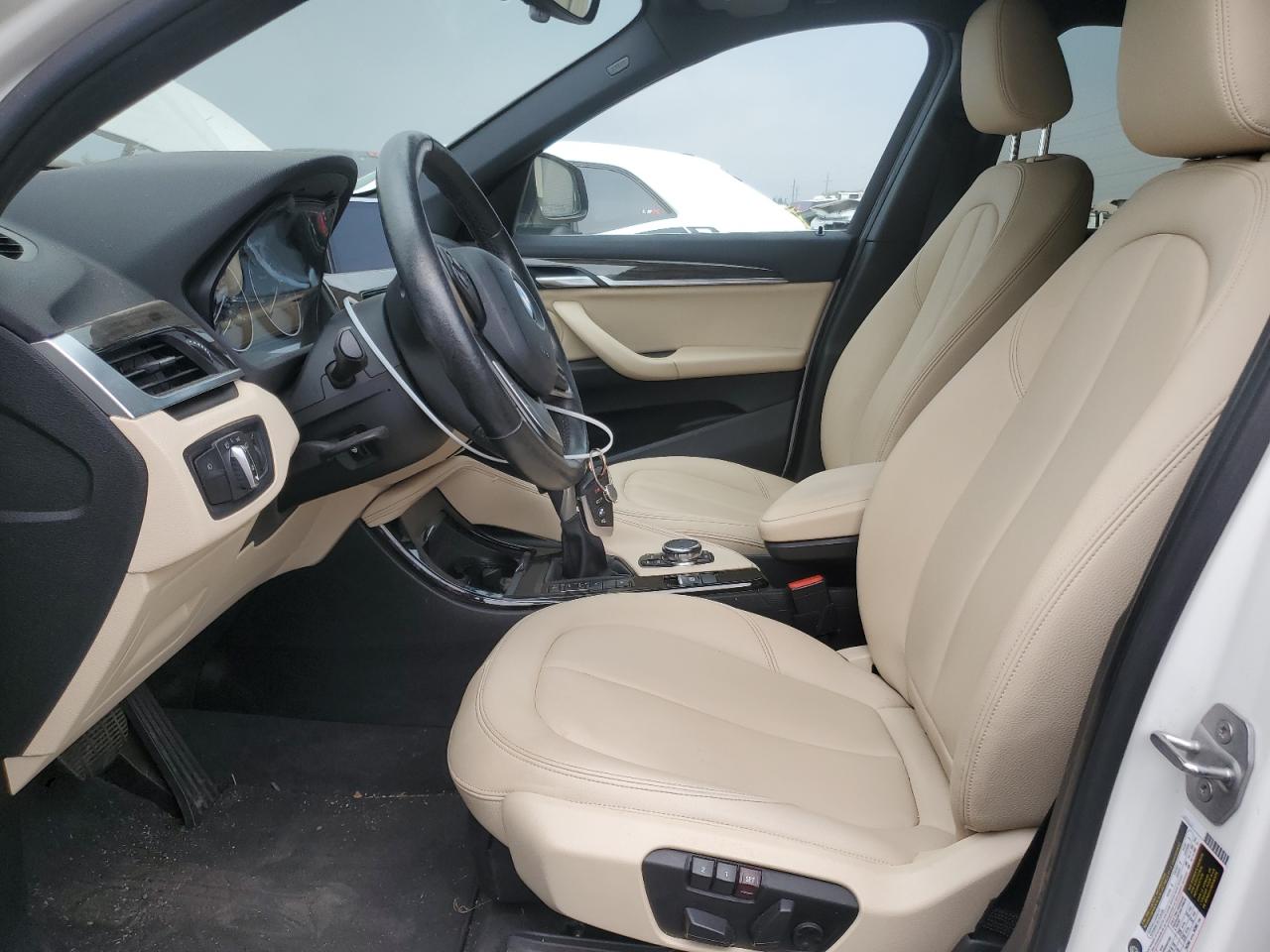 2016 BMW X1 xDrive28I VIN: WBXHT3C35GP888203 Lot: 71048015