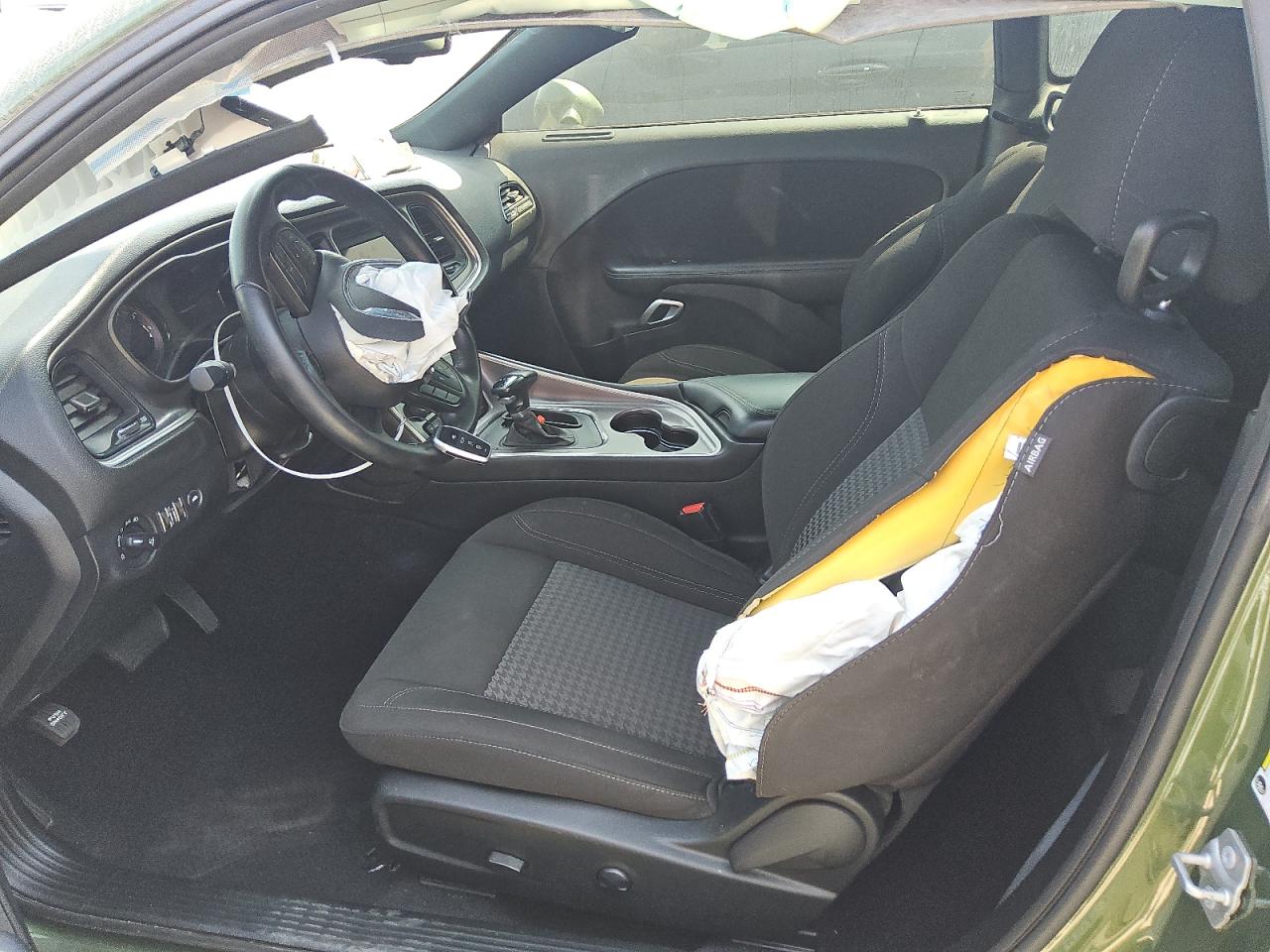 2022 Dodge Challenger Sxt VIN: 2C3CDZAG8NH140046 Lot: 70279595