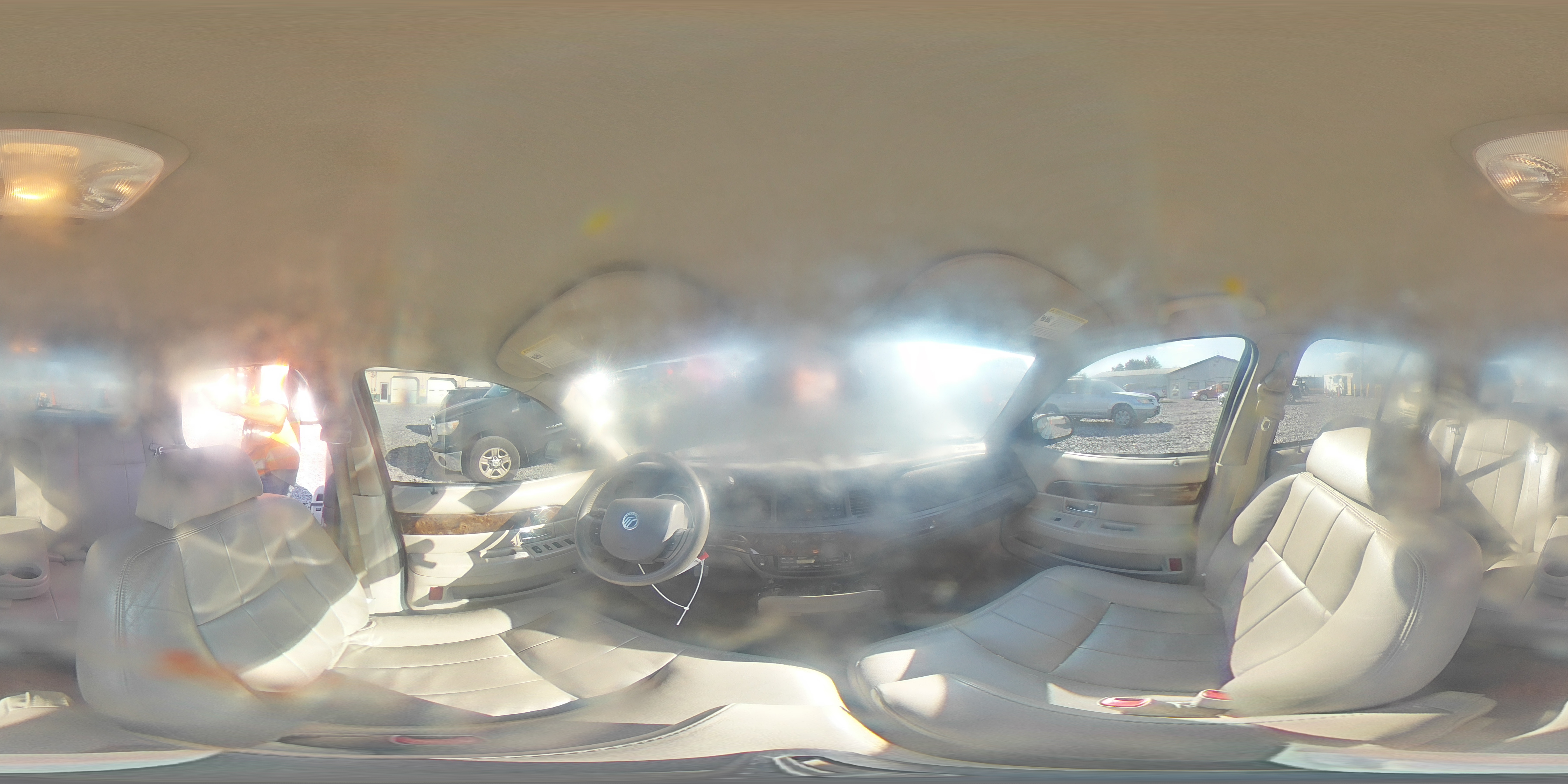 2011 Mercury Grand Marquis Ls VIN: 2MEBM7FVXBX611424 Lot: 84618335