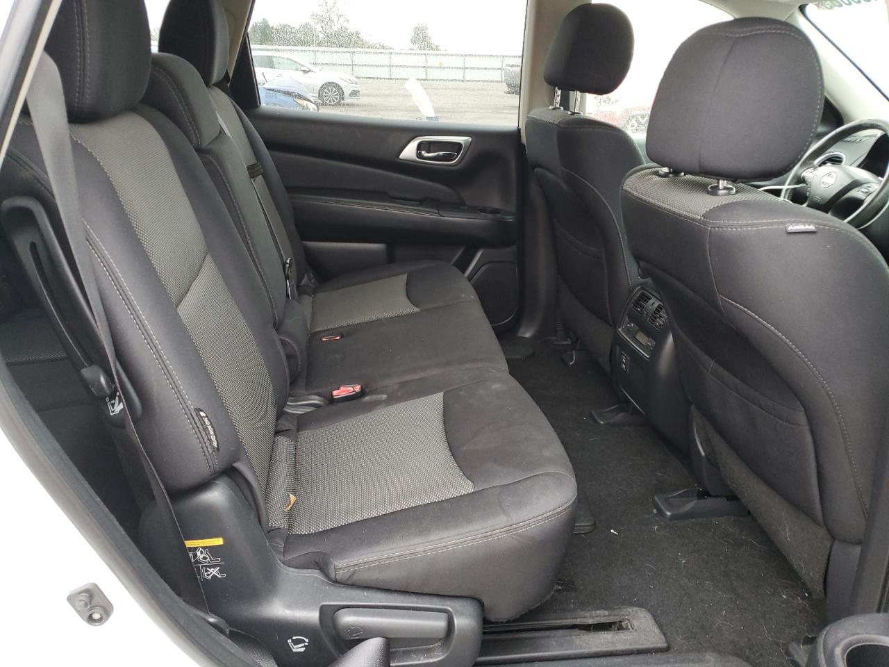 2018 Nissan Pathfinder S VIN: 5N1DR2MMXJC636002 Lot: 71405685
