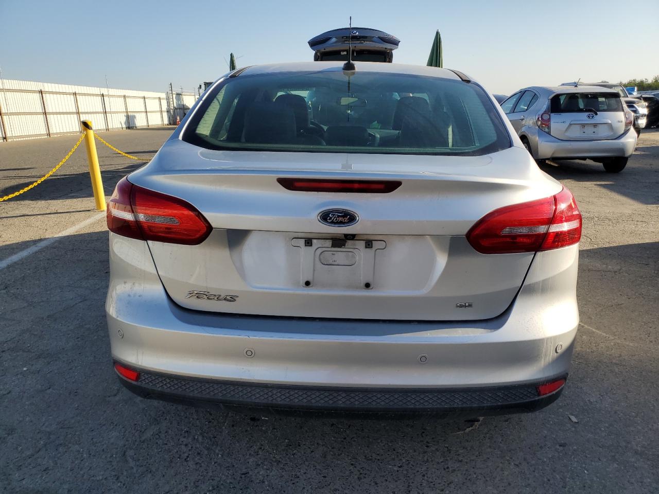 2016 Ford Focus Se VIN: 1FADP3F26GL227439 Lot: 84463715