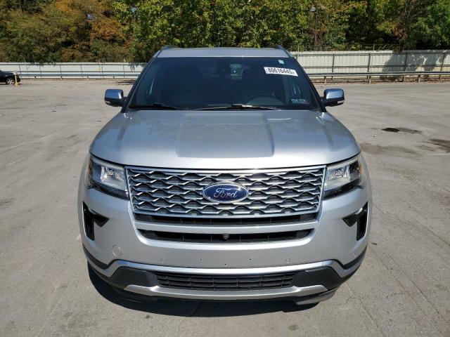  FORD EXPLORER 2018 Srebrny
