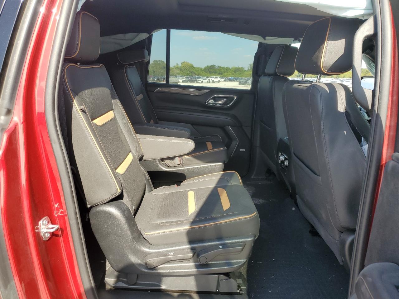 2023 GMC Yukon Xl K1500 At4 VIN: 1GKS2HKD7PR465516 Lot: 84283185