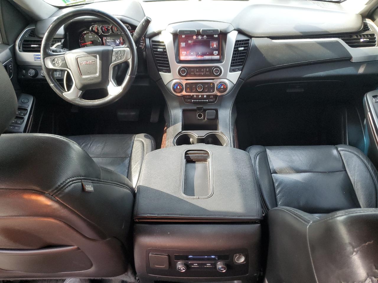 2015 GMC Yukon Xl K1500 Sle VIN: 1GKS2GKC2FR283917 Lot: 81495265