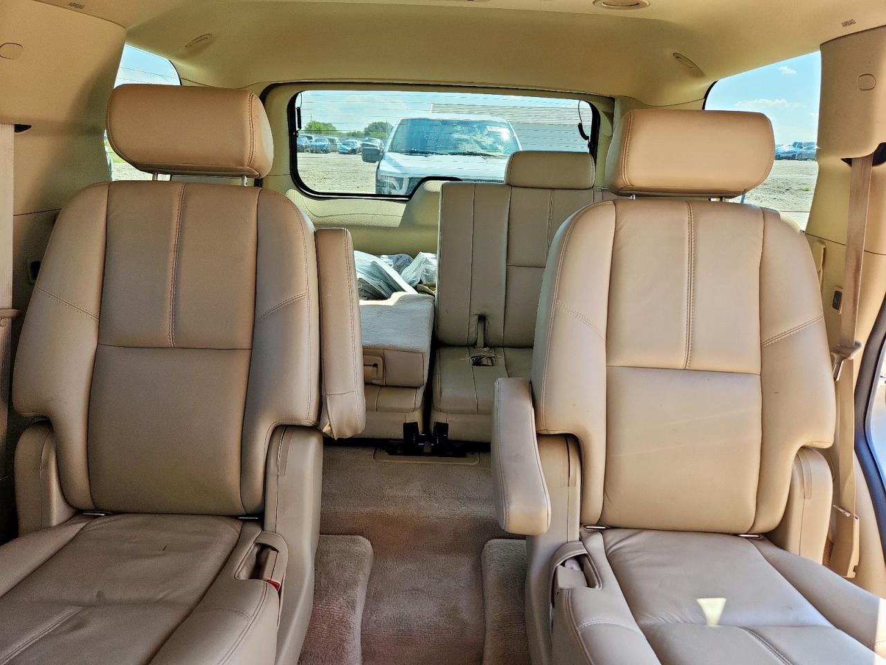 2008 Chevrolet Tahoe K1500 VIN: 1GNFK130X8J209183 Lot: 84020575