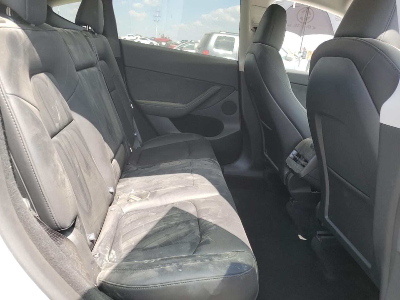 2025 Tesla Model Y VIN: 7SAYGDEE6SF273106 Lot: 80185485