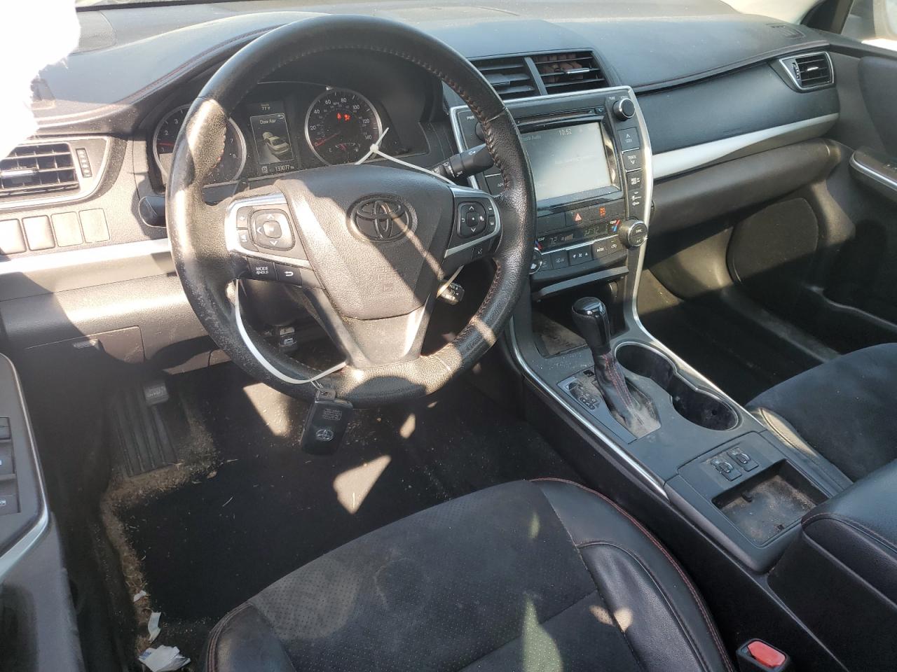 2015 Toyota Camry Le VIN: 4T1BF1FK0FU910640 Lot: 71833635