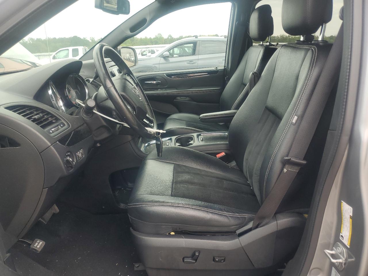 2016 Dodge Grand Caravan Sxt VIN: 2C4RDGCG6GR341688 Lot: 81830075