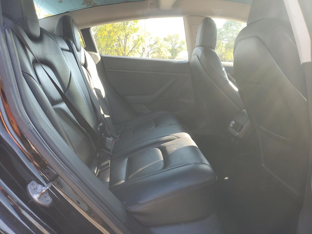 2022 Tesla Model 3 VIN: 5YJ3E1EB3NF305032 Lot: 80851955