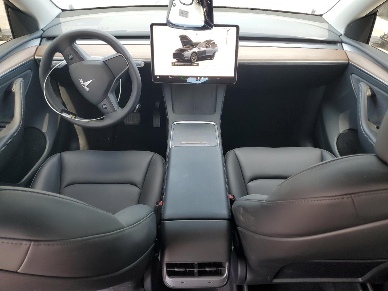 2025 Tesla Model Y VIN: 7SAYGDED1SF320663 Lot: 82079035