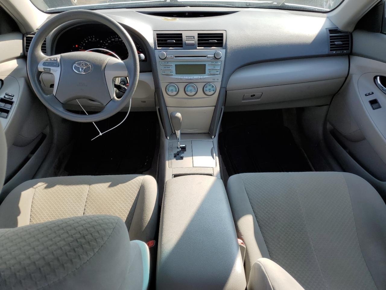 2009 Toyota Camry Base VIN: 4T1BE46K99U352621 Lot: 70486715