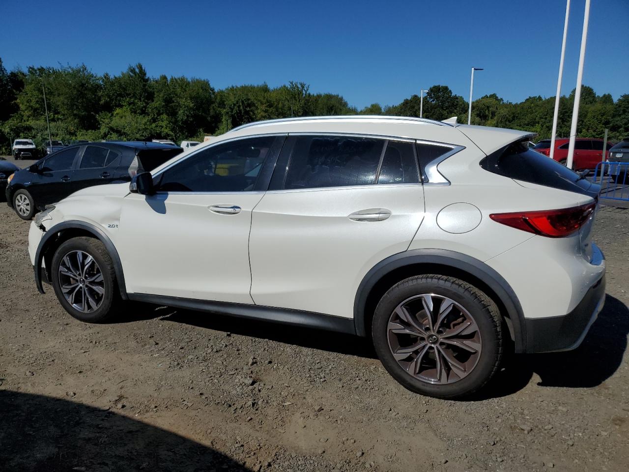 QX30 QX30