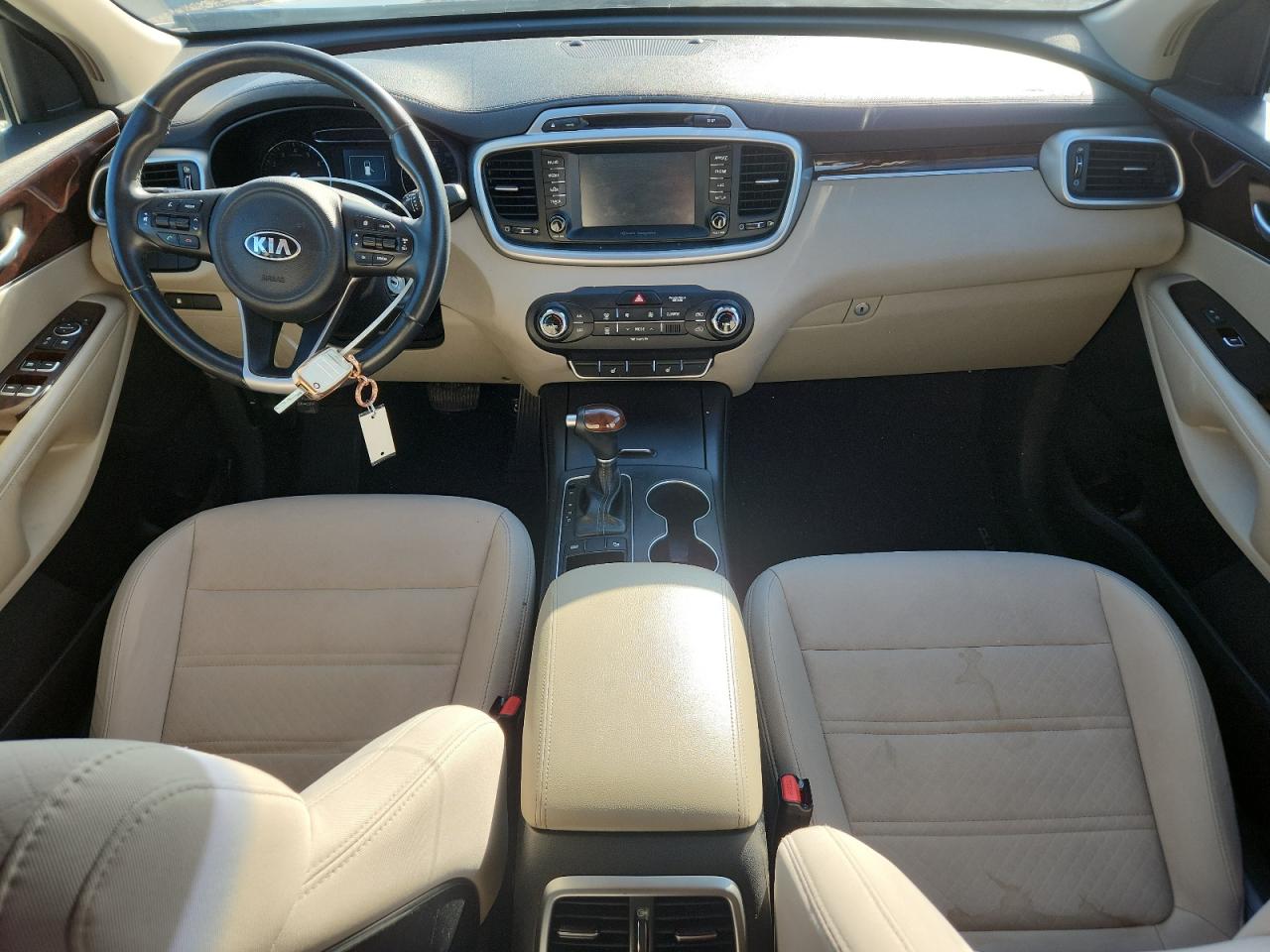 2018 Kia Sorento Lx VIN: 5XYPG4A30JG343557 Lot: 80718135