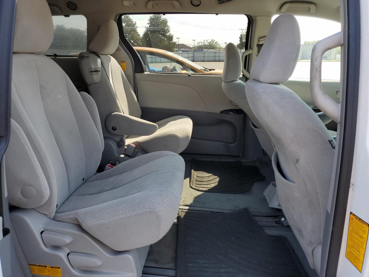 2014 Toyota Sienna Le VIN: 5TDKK3DC2ES418170 Lot: 80189785
