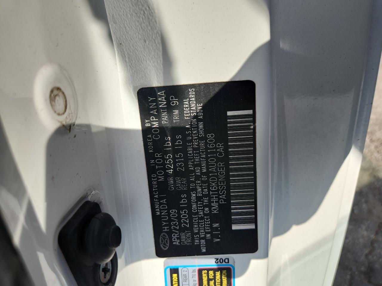 2010 Hyundai Genesis Coupe 2.0T VIN: KMHHT6KD1AU011608 Lot: 82079135