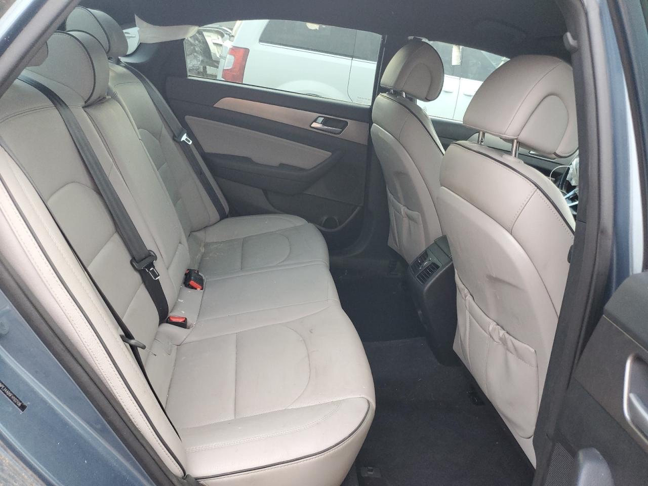 2015 Hyundai Sonata Sport VIN: 5NPE34AB9FH102106 Lot: 81496145