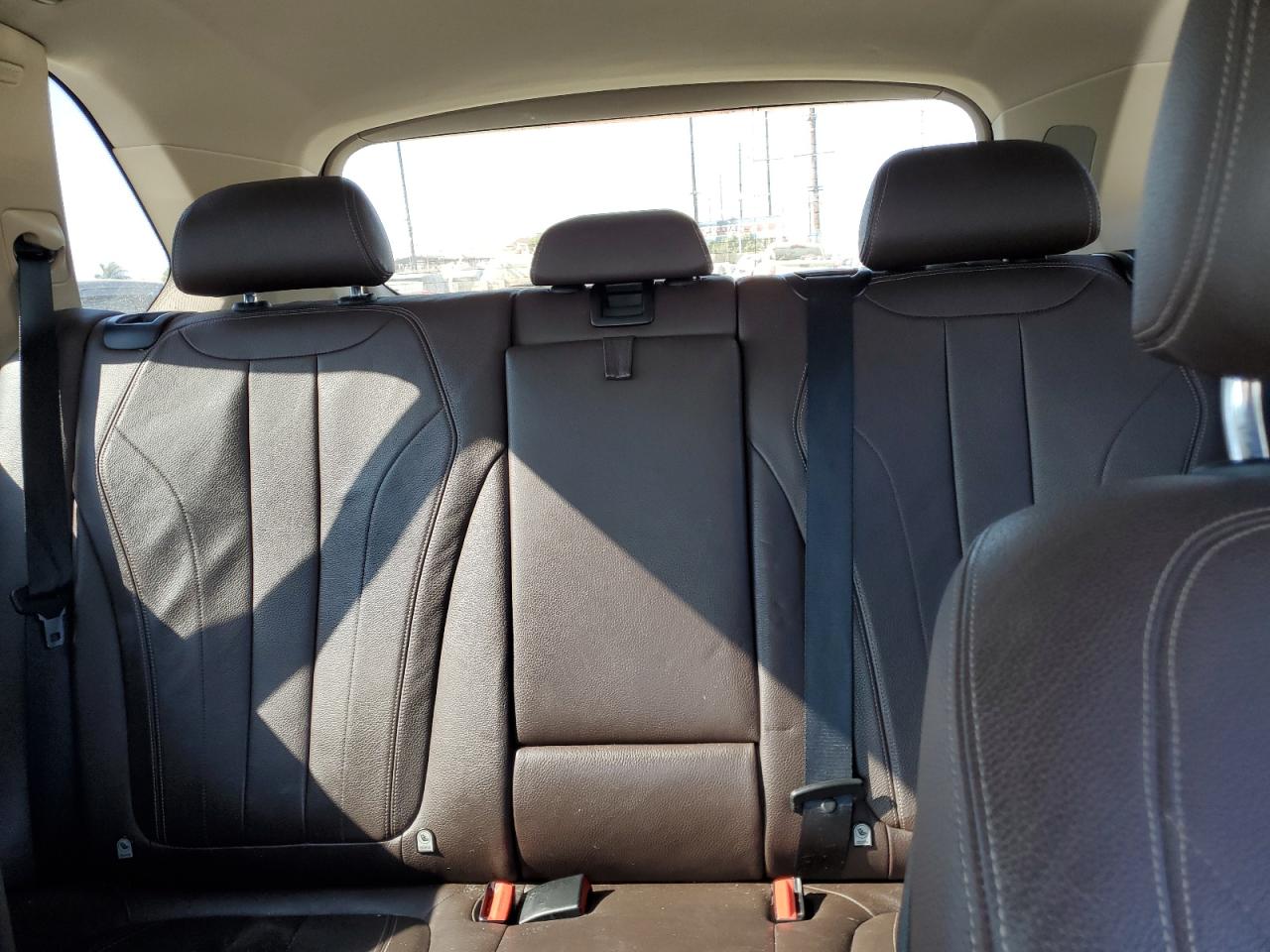 2015 BMW X5 xDrive35I VIN: 5UXKR0C53F0K62835 Lot: 68963265