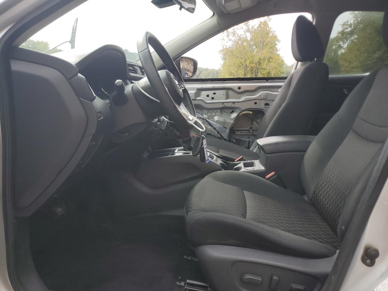 2019 Nissan Rogue S VIN: KNMAT2MV5KP525644 Lot: 81457795