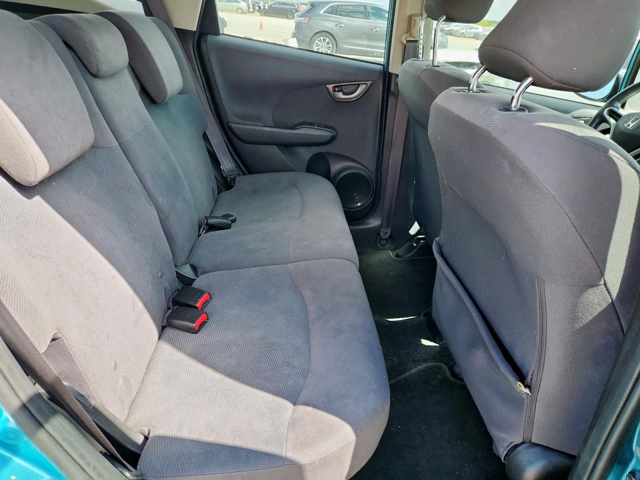 2013 Honda Fit VIN: JHMGE8H39DC004984 Lot: 81668975