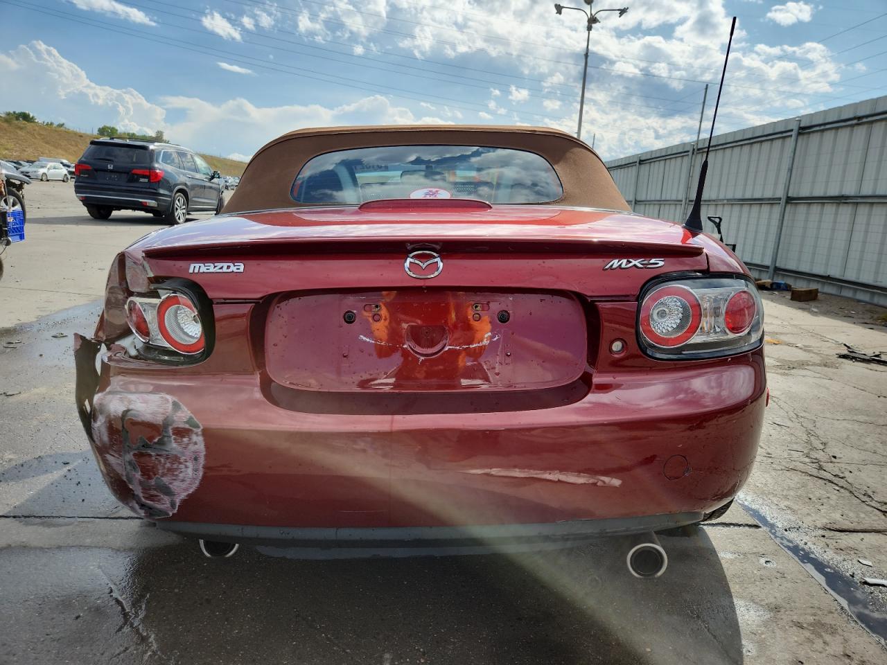 2007 Mazda Mx-5 Miata VIN: JM1NC25F070131798 Lot: 81321725