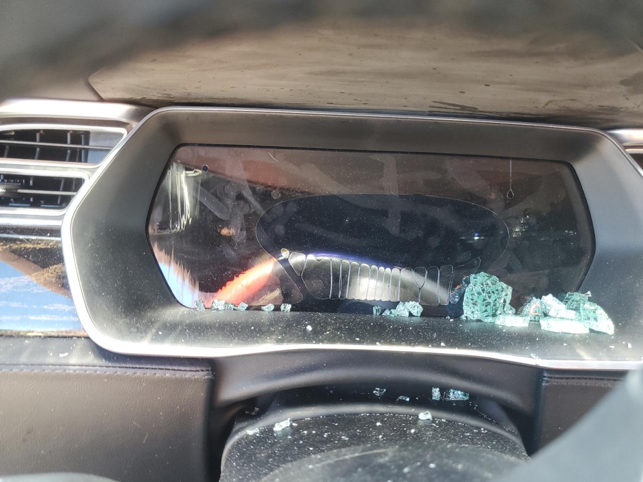 2016 Tesla Model S VIN: 5YJSA1E14GF156051 Lot: 80081705