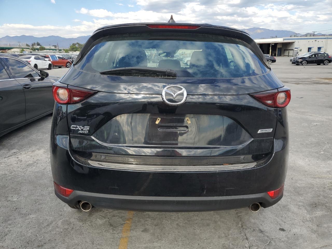 2018 Mazda Cx-5 Sport VIN: JM3KFBBM5J0466549 Lot: 82051325