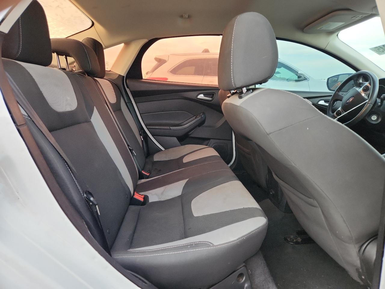 2014 Ford Focus Se VIN: 1FADP3F27EL414122 Lot: 81071845