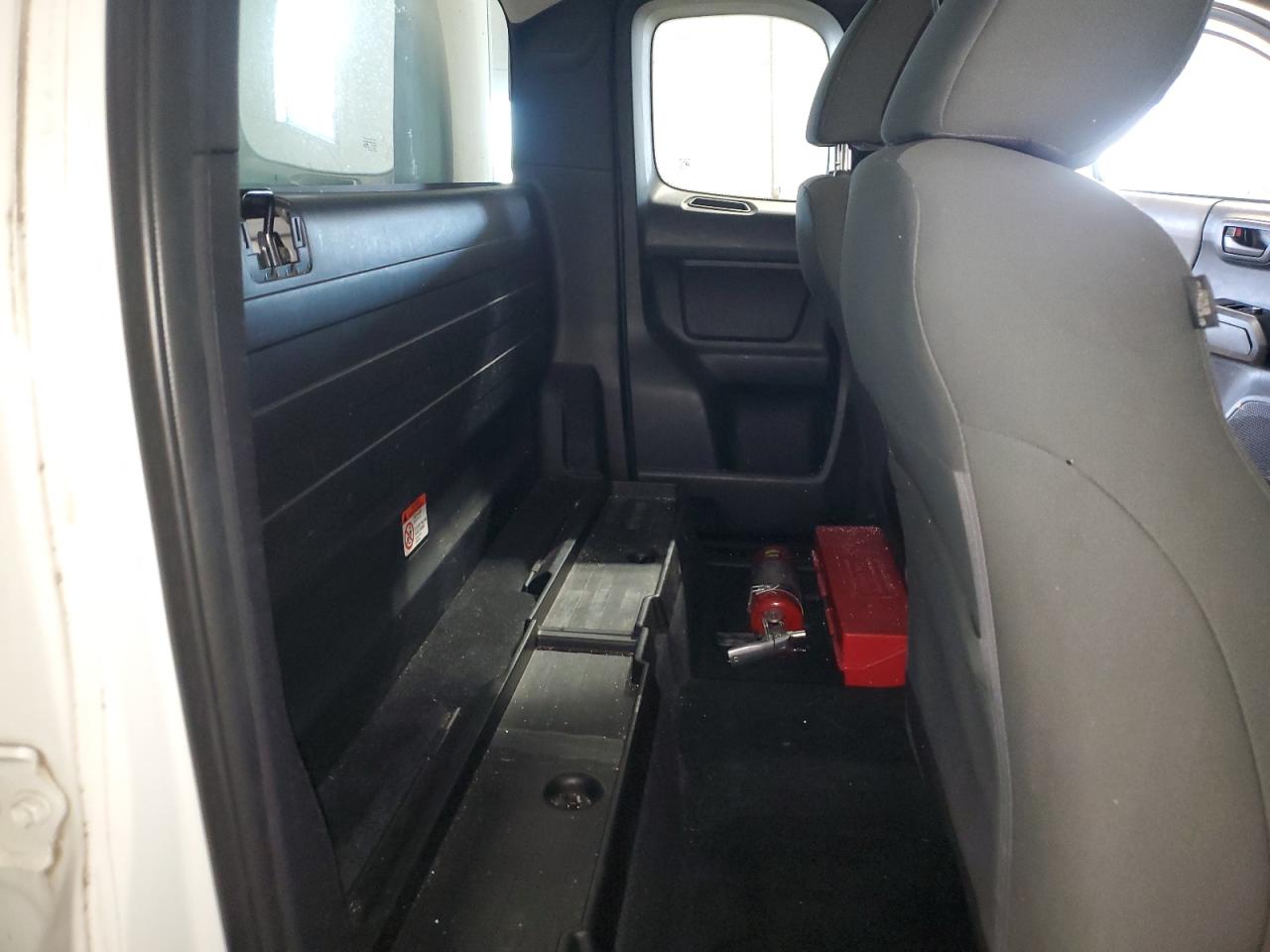 2016 Toyota Tacoma Access Cab VIN: 5TFRX5GN2GX060302 Lot: 80874215