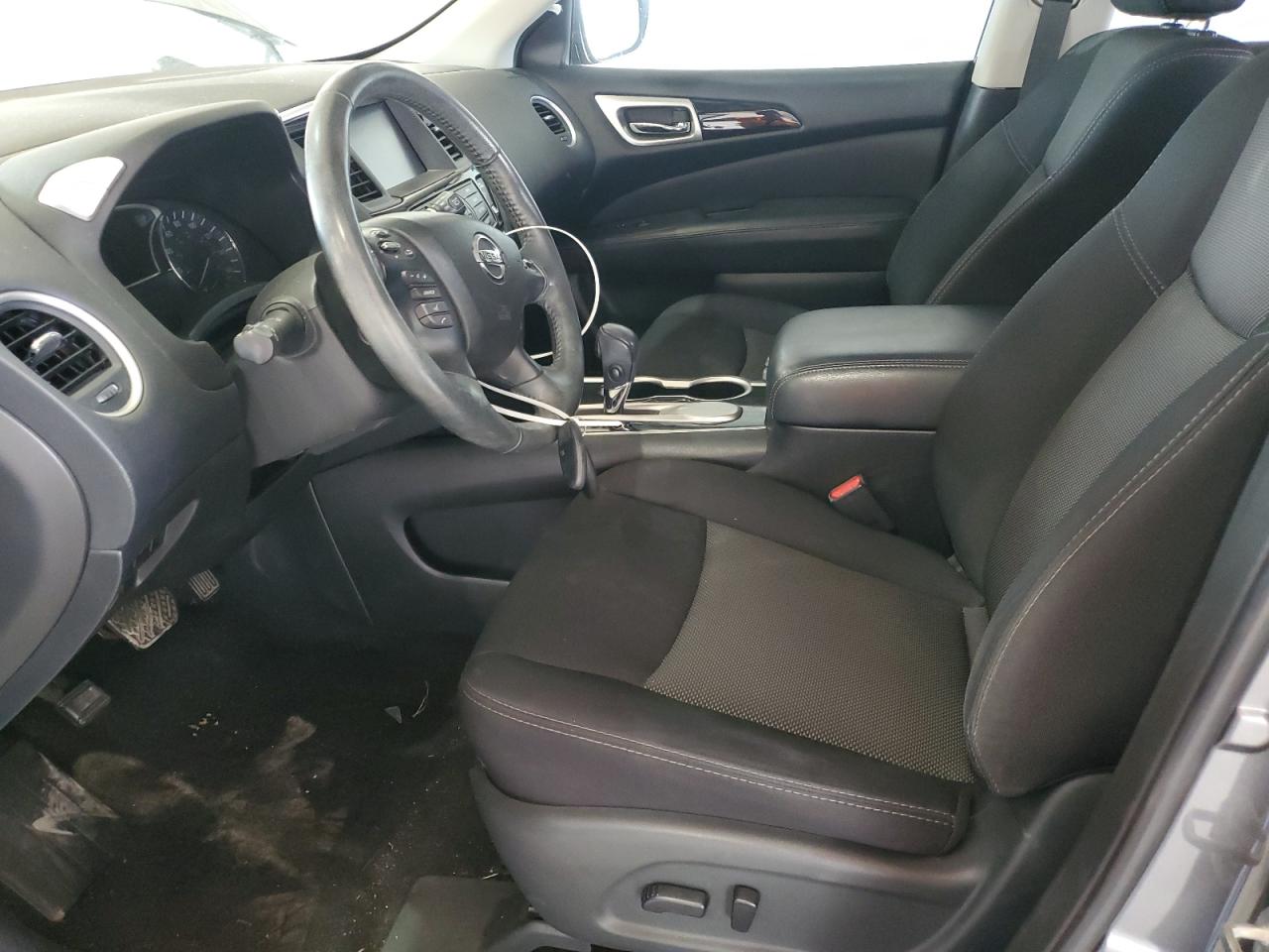 2018 Nissan Pathfinder S VIN: 5N1DR2MN2JC631725 Lot: 81073065